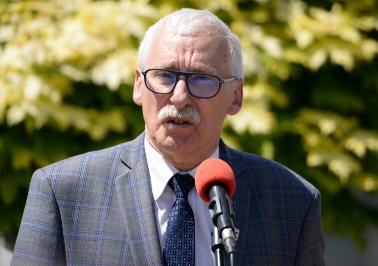 Wójt Gminy Sośno - mgr Leszek Stroiński